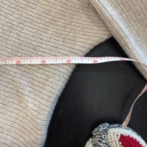 ❤️🤩Skin🤩❤️Mock Neck Cream Knit Sweater Size Small - Picture 8 of 12